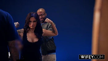 WIFEY Hotwife Ryder Mercedes Gets Tag-Teamed By Two Massive BBCs In Front Of Hubby: Porn