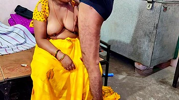 Pados Wali Bhabhi Ki Gand Faad Chudai Hindi Audio