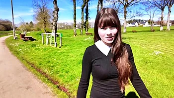 Explosive boat trip for Emma, 30 years old! - Jacquie et Michel TV