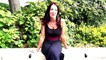 Katy's new nocturnal follies... - Jacquie et Michel TV