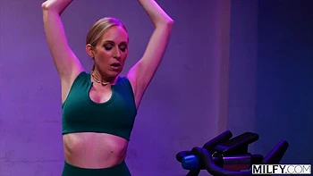 MILFY Married MILF Sierra Spunk Gets Her Pussy Worked Out By Fitness Instructor: Porn