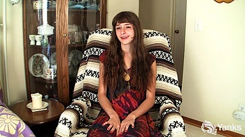 Willow Enjoys Her Bushy Muff - Full 4K Remaster