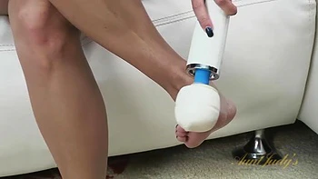 Alana Luv, is vibrating her sexy mature pussy.