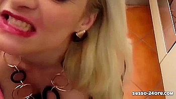 Homemade Xxx With Striking From - Mary Rider