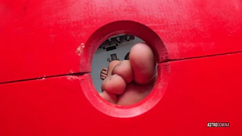 Hole Of Pleasure Feat Astrodomina