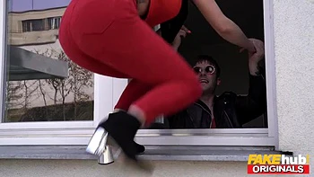 FAKEhub Originals Bad couple on the run fuck each other during heist: Blowjob, Doggy  Cowgirl Porn