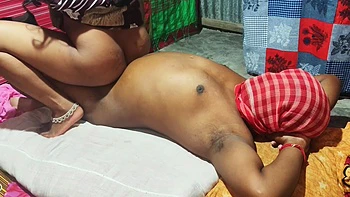 Hot Bhabhi And Big Cook Dewar Enjoy Video