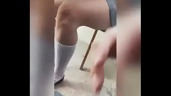 Estudiantes de la Técnica no se Aguantaron las Ganas en el Patio! Buena Chupada de una NENA COLEGIALA en ESCUELA de México! Amateur Publico! (Segunda Parte)