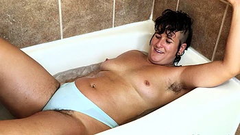 NAUGHTYNATURAL   Big Bubbly Bush