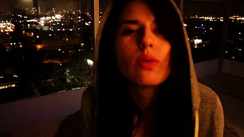 Hot amateur teen girl with big boobs toying pussy on cam