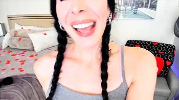 Loud moaning cowgirl next door Vixie rides like a pro