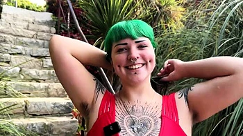 JacquieEtMichelTV Lilith De Toulon Year Old Lilith Loves