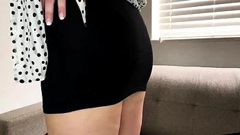 Amateur SPH femme teasing microdick