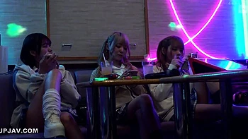 Â [Reducing Mosaic] A Trio Of Beautiful Girls Are