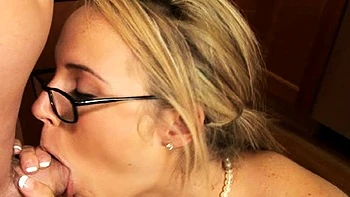 Amateur blonde ass fucked and facialized