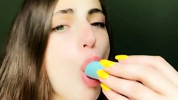 Awesome Amateur teen blonde toying pussy