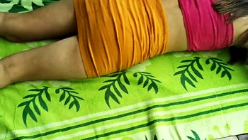 My Girlfriend's Naughty Sister Can't Stop Squatting