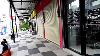 Thai teen GFs bisexual cock sharing in HOT amateur threesome