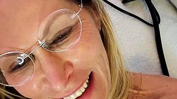 Amateur Anal Ebony Solo