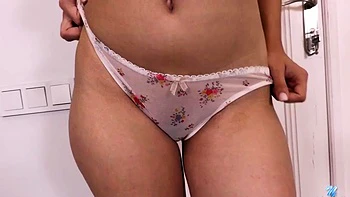 Nubiles - Mia Fox Cheeky Babe