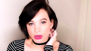 Big boobs milf masturbates with her dildo