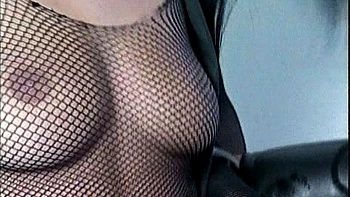 Sexy mature babe in hardcore threesome