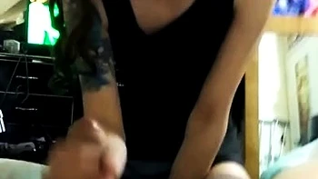 amateur blowjob cumshot finish in her mouth