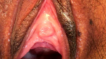 Amateur close up ass toying