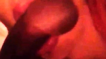 Close up fuck girl in big cock