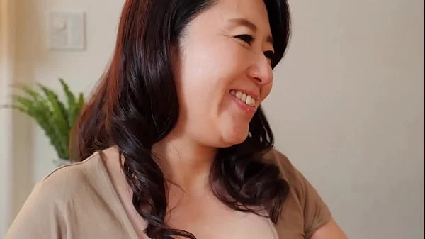 娘が不在中、娘の彼氏に中出しされ発情　豊永映美