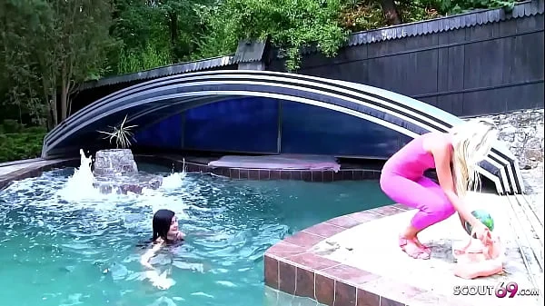 Sexy Step Mom Seduce Big natural Tit to Lesbian Sex