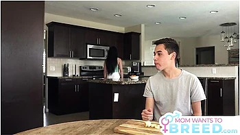 Cum Hungry Milf Jennifer White Pleads To Stepson Cum Deep Inside Her Tight Pussy