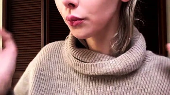 Trans girl does her makeup