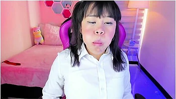 Lila Jordan Disappears A Dildo, Vore, Giantess