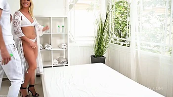 Cherry Kiss Wants an XXXtra Massage