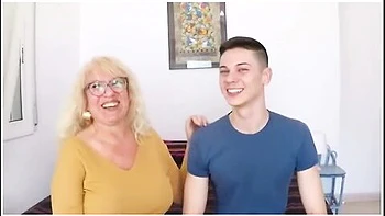 La Mature Fina And Her Huge Tits Are A Gift!