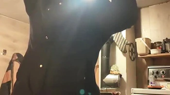 Haha Cook Her Pizza Then Her Pussy Make Out Flood