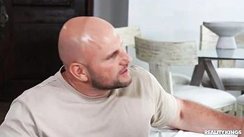 Big-bottomed chick Selina Bentz is enjoying jumping on a big boner