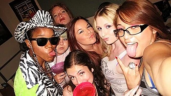 Good sex party with awesome girlfriends Flower and Kash