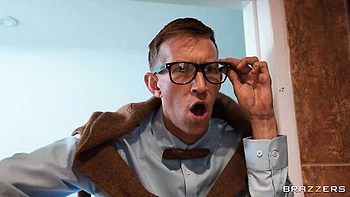 Gina Varney and her girlfriend are fucking with a shared boyfriend