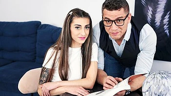 Skinny young girlfriend Nicole Sweet rammed in the cowgirl pose