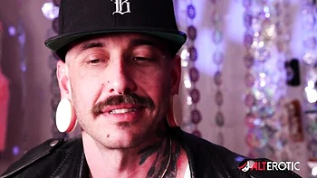 Transexual clip with sex hungry Viktor Belmont and Eva Maxim from AltErotic