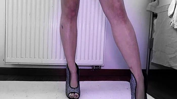 Watch graceful sweetie's scene