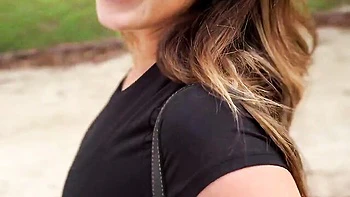 Watch awesome Bella Mia and Mia Bandini's clip