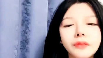 Asian japanese teen with outdoors