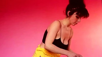 Brunette Solo Webcam Masturbation