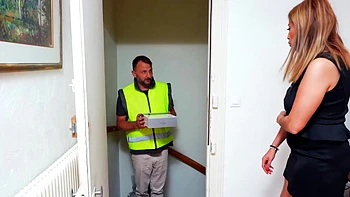 Irina has her head in the clouds... - Jacquie et Michel TV