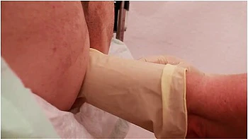 Marcus Pollack Wird Auf Dem Gynstuhl In Den Arsch Gefistet