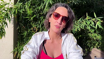 Amandine Pellissard, Chat-Bite and Charles Vassal: from TV to sex! - Jacquie et Michel TV