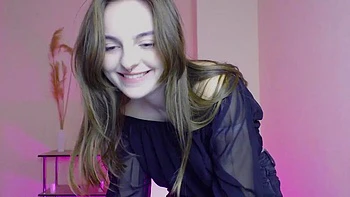 Chat com Raylovi: Fansly, Brunette  Solo Porn